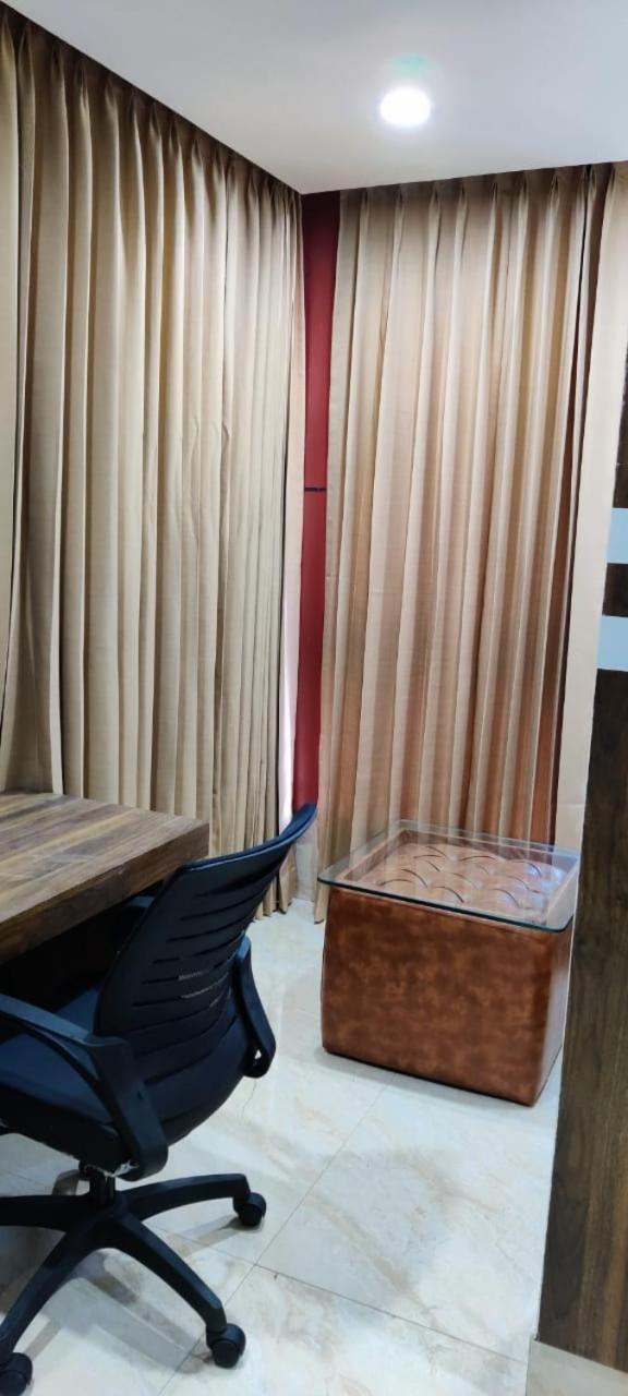 Hotel Maira デヘラードゥーン エクステリア 写真